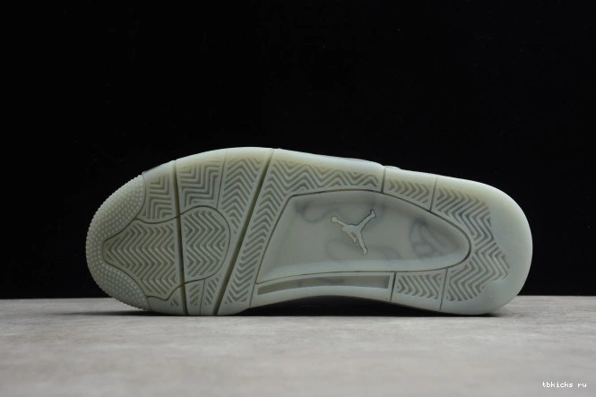 Reps TB Cool KAWS Jordan Grey x 930155-003 Air 4 0717